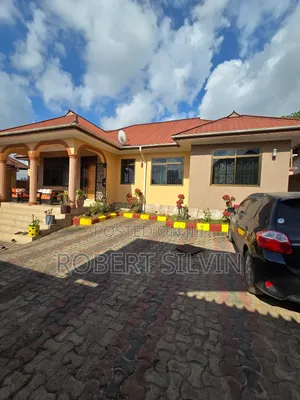 Furnished 4bdrm House in Robert_Masoko_Tz, Kinondoni for sale