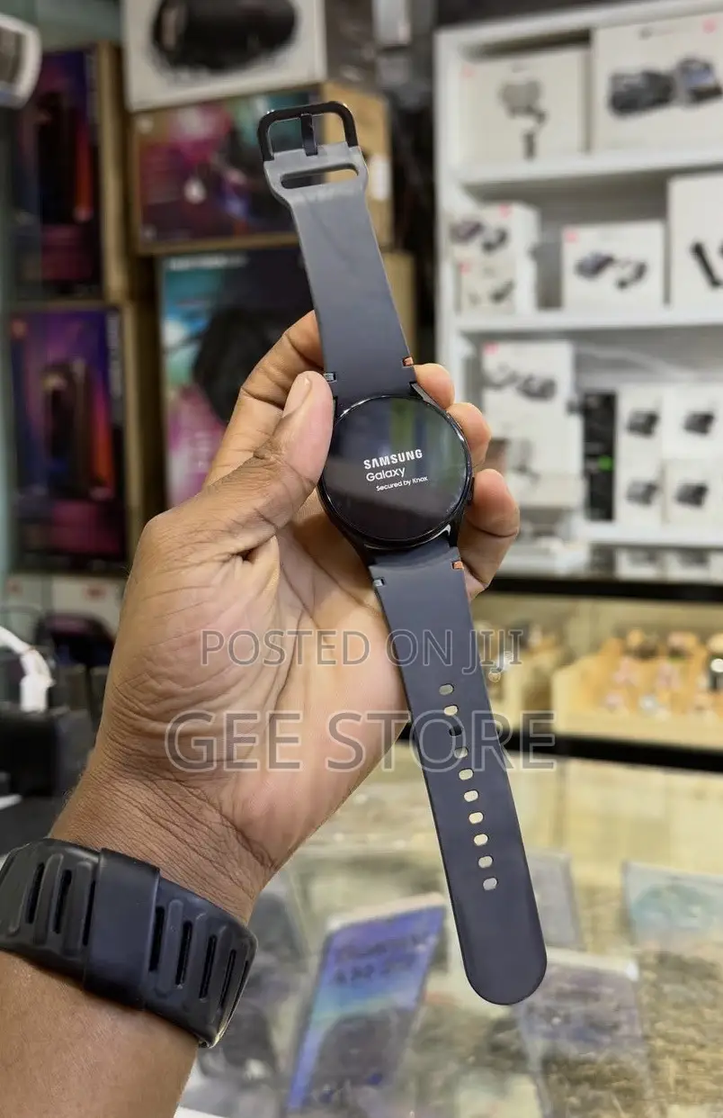 Samsung Galaxy Watch FE (40mm) Smartwatch