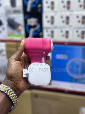 Magnetic Phone Camera Grip – DSLR Style Handle With Bluetooth Shutter