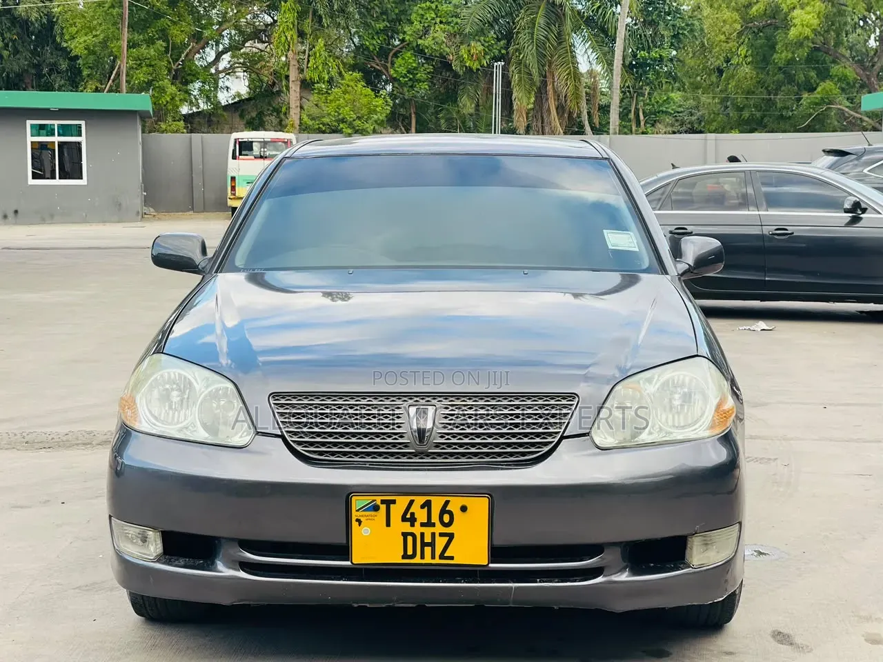 Toyota Mark II 2002 Gray