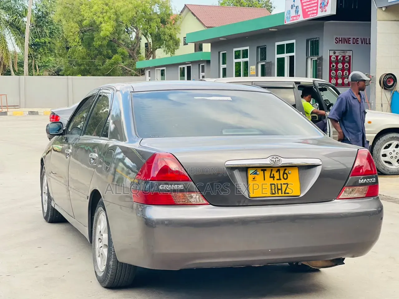 Toyota Mark II 2002 Gray