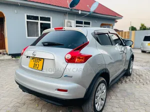 Nissan Juke 2022 Gray