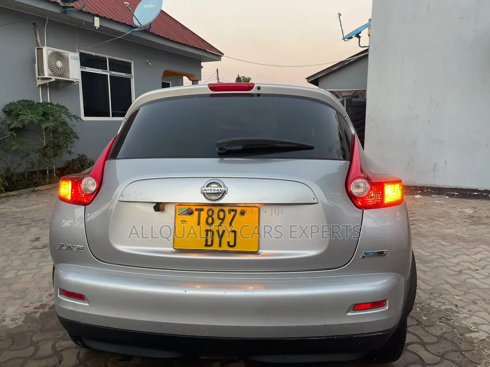 Nissan Juke 2022 Gray