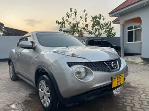 Nissan Juke 2022 Gray