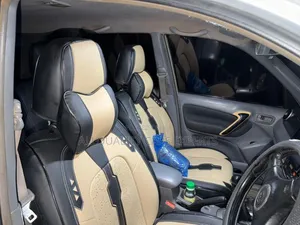 Toyota RAV4 2001