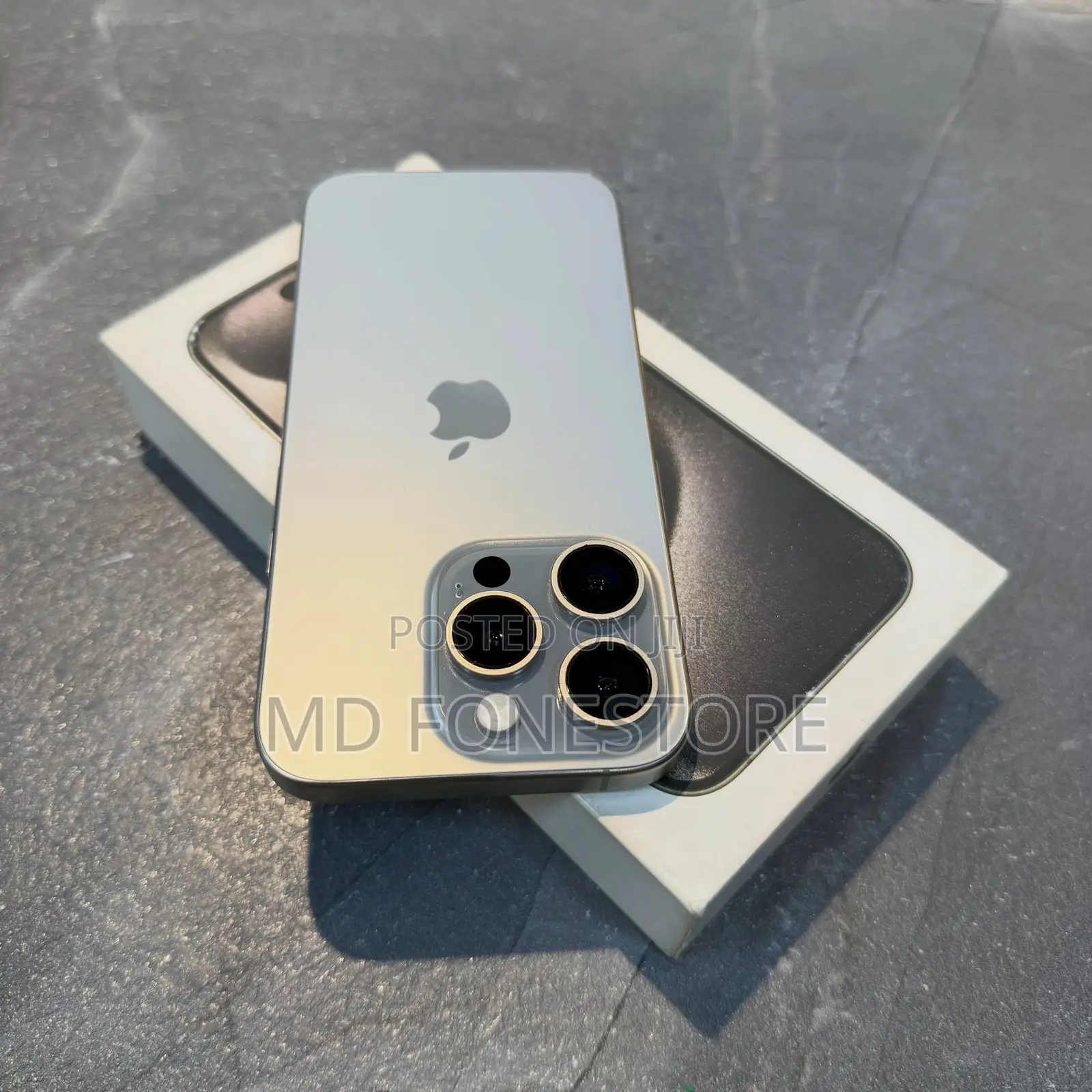 New Apple iPhone 15 Pro 256 GB Silver