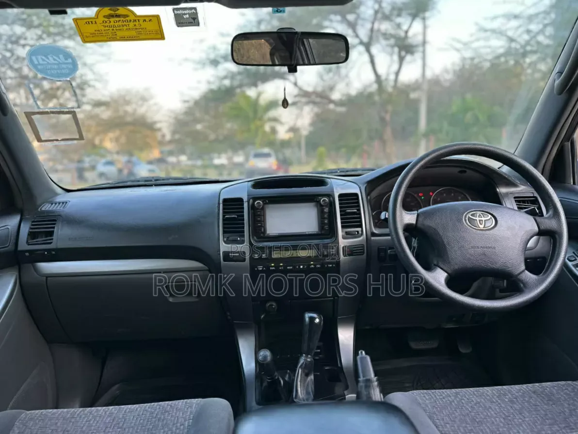 Toyota Land Cruiser Prado 2006 Blue