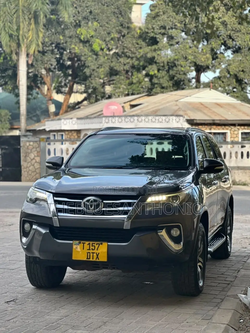 Toyota Fortuner 2018 Black