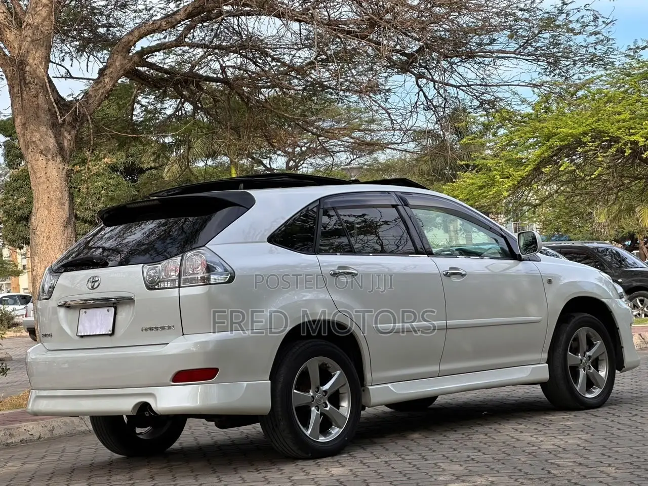 Toyota Harrier 2.4 2009 White