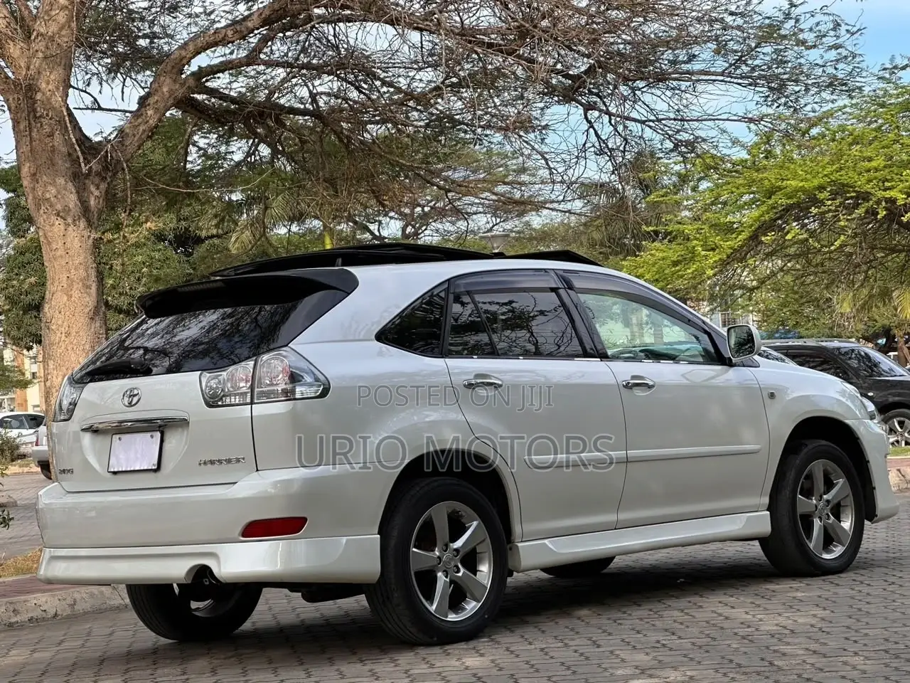 Toyota Harrier 2.4 2009 White