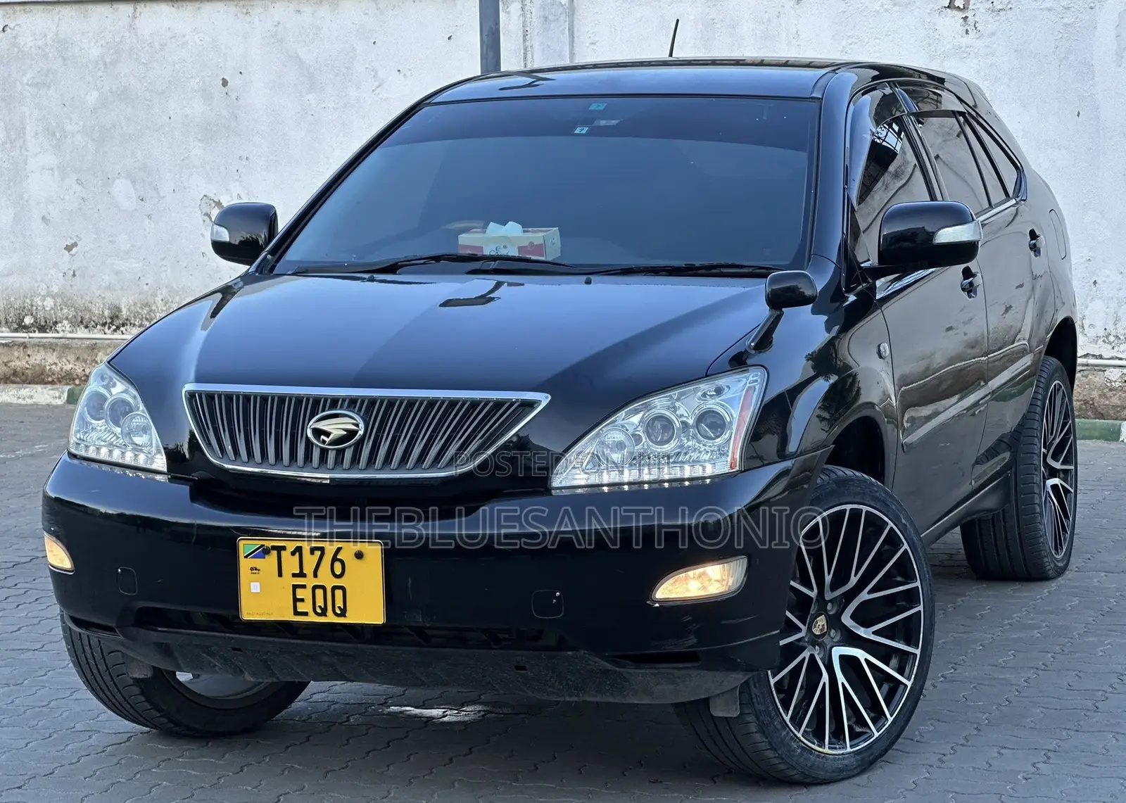 Toyota Harrier 2005 Black