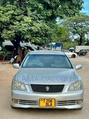 Toyota Crown Royale 2005 Silver