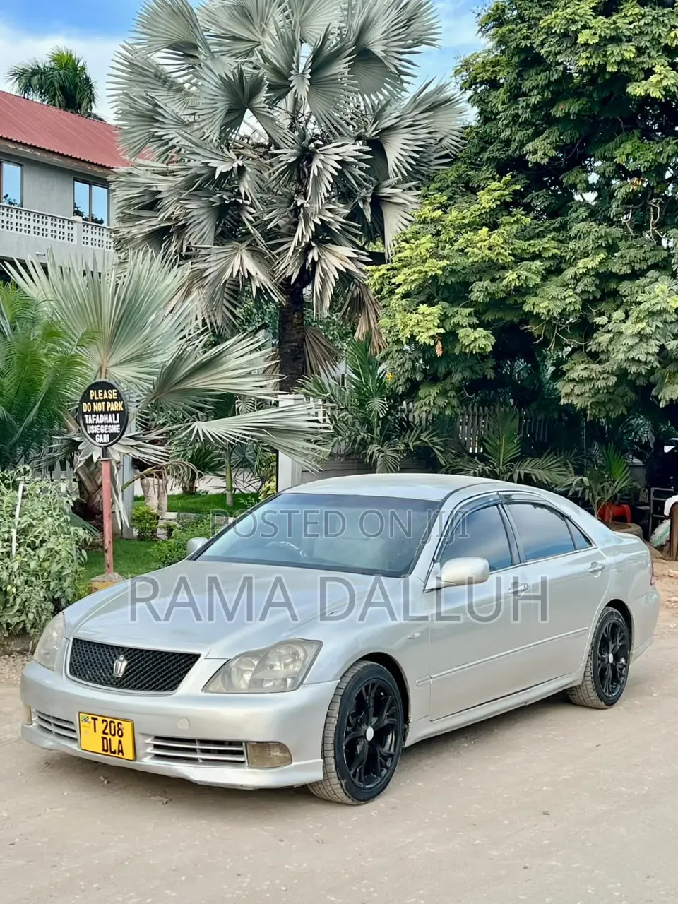 Toyota Crown Royale 2005 Silver