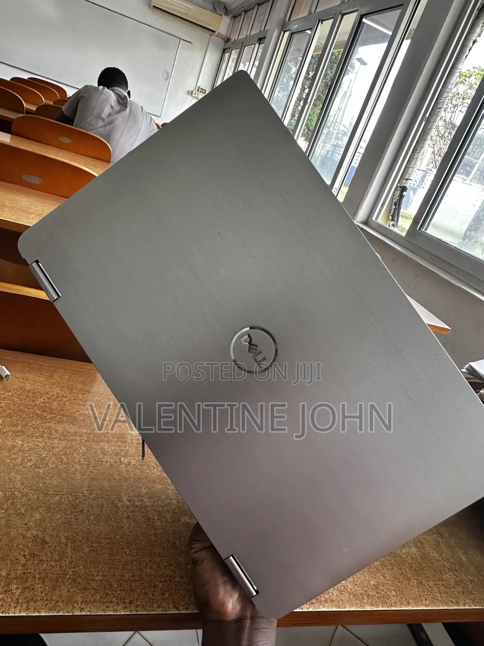 Laptop Dell Latitude 7400 16GB Intel Core i7 HDD+SSD 500GB
