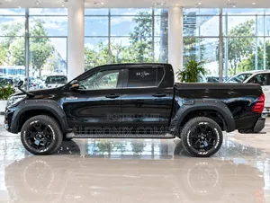Toyota Hilux 2019 Black
