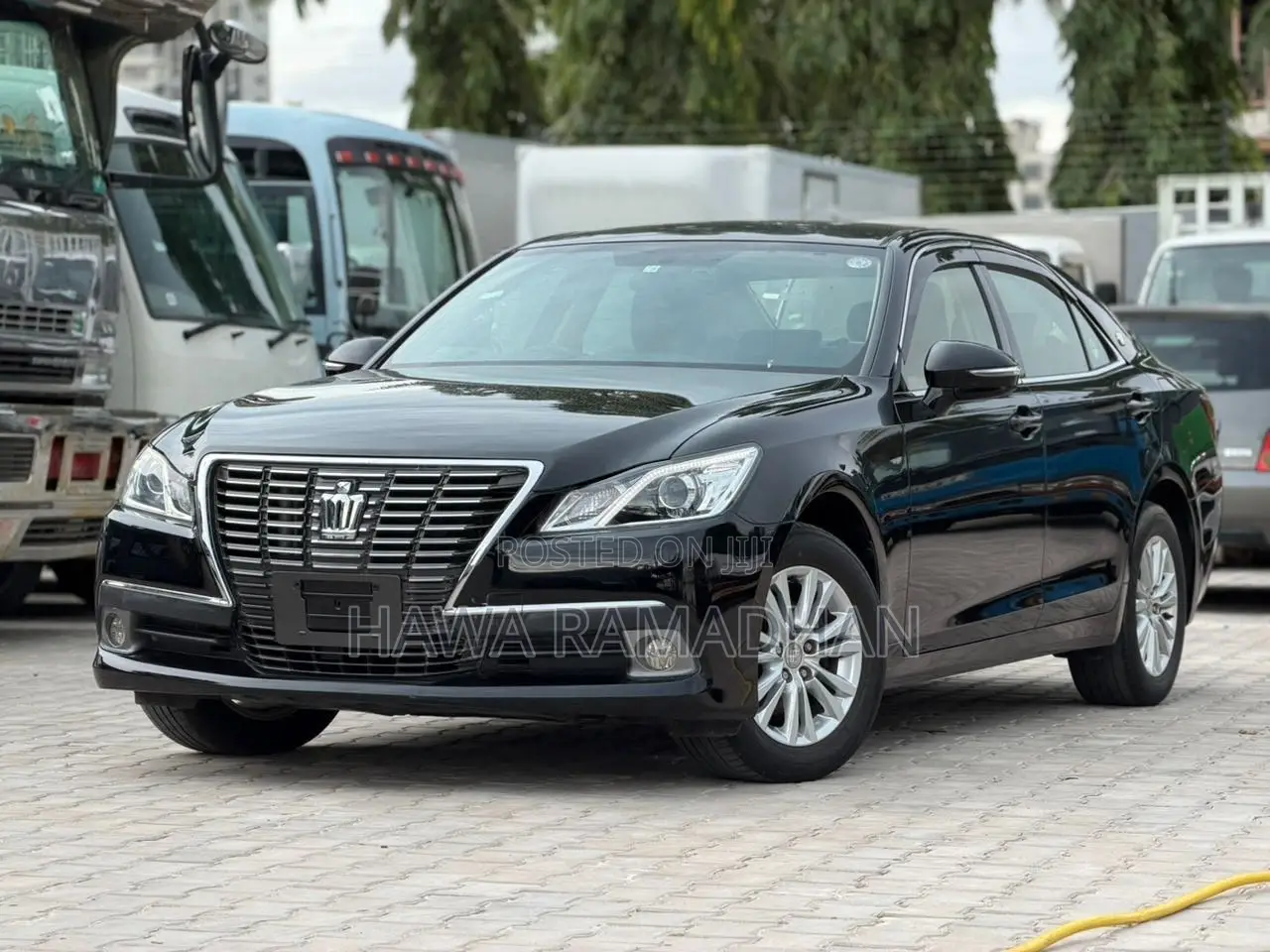 Toyota Crown 2014 Black