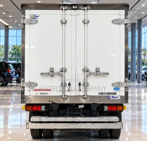 Mitsubishi FUSO Refrigerator