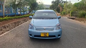 Toyota Raum 2004 Blue