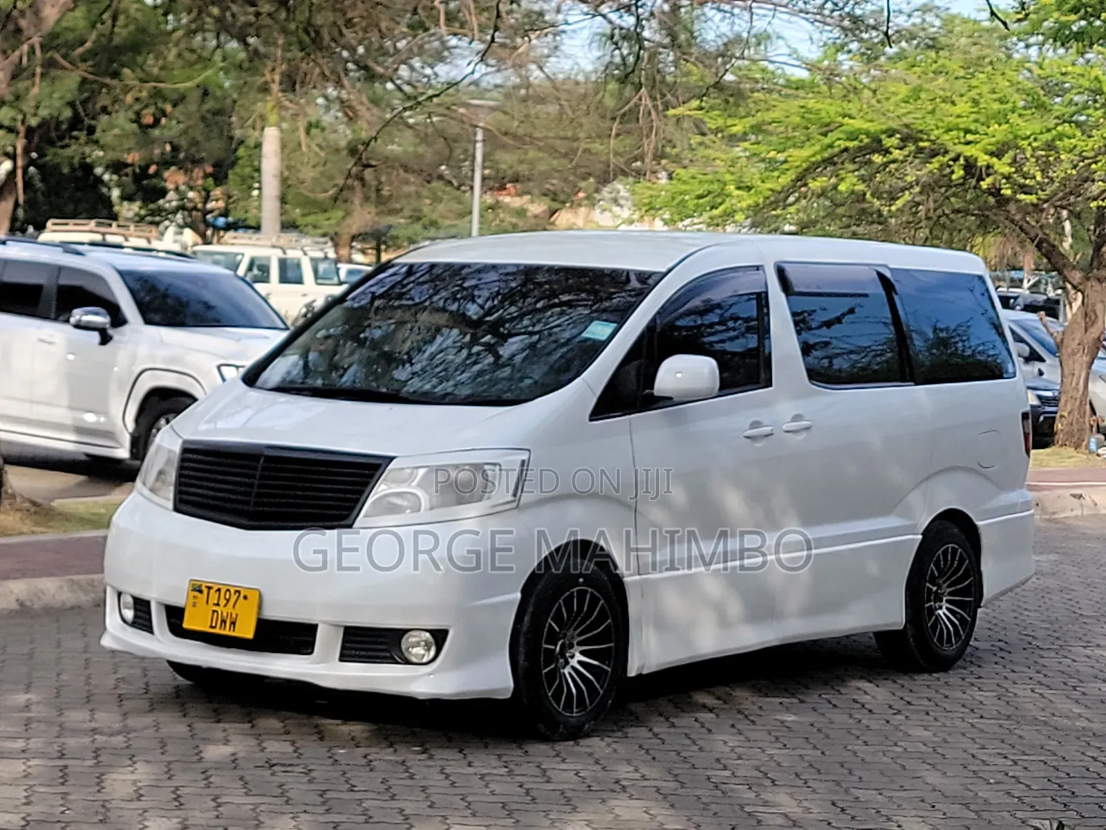 Toyota Alphard 2004 White