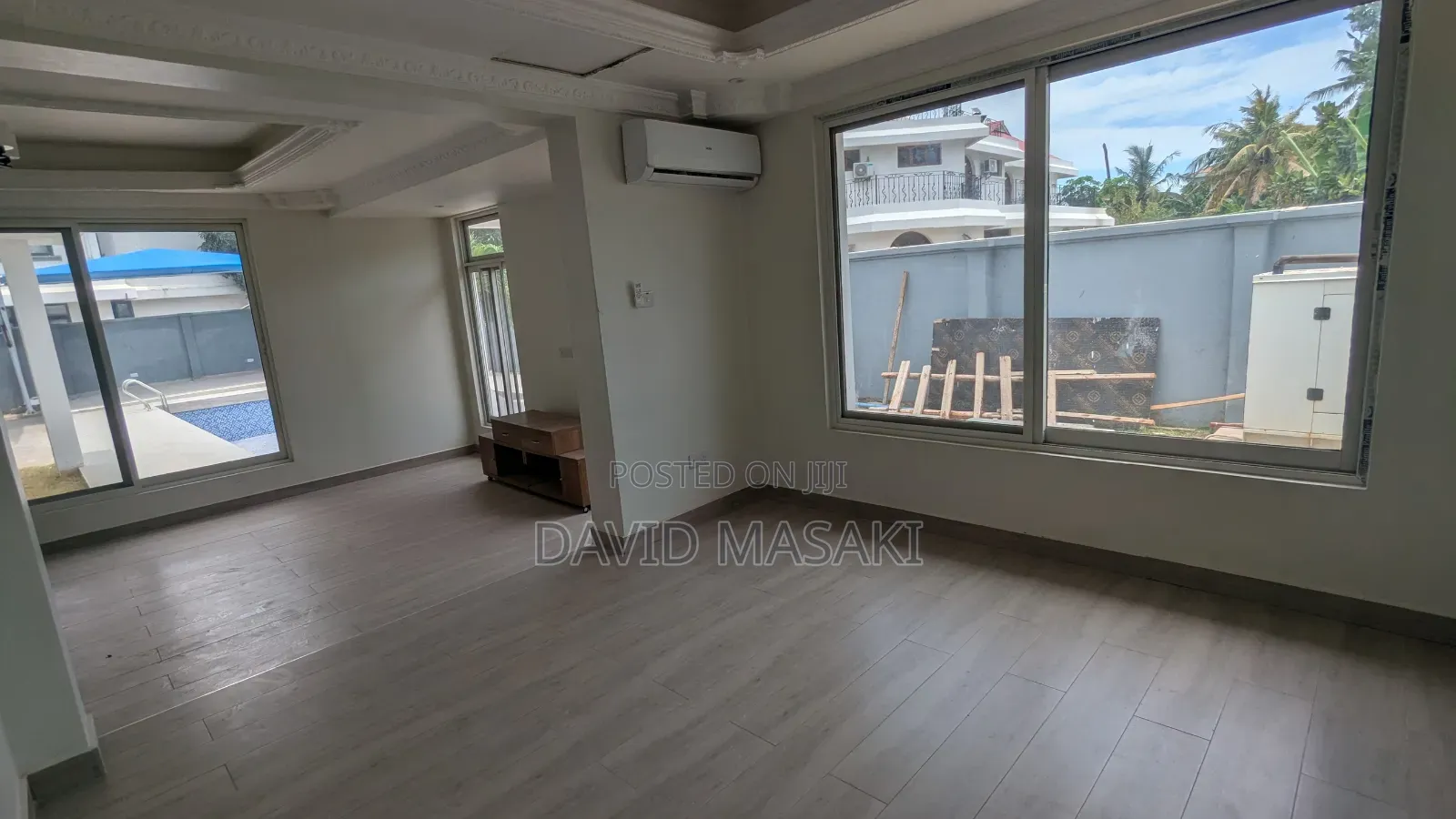 5bdrm Villa in The White Villa, Oyster Bay for rent