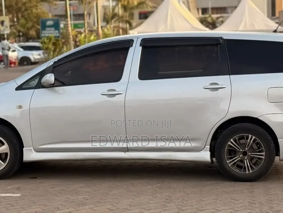 Toyota Wish 2007 Gray