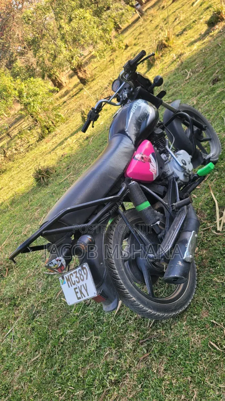 TVS Raider 125 2022 Black