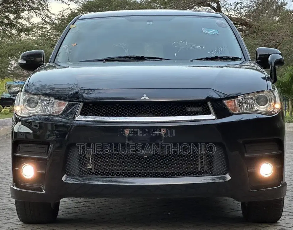Mitsubishi Outlander 2011 Black
