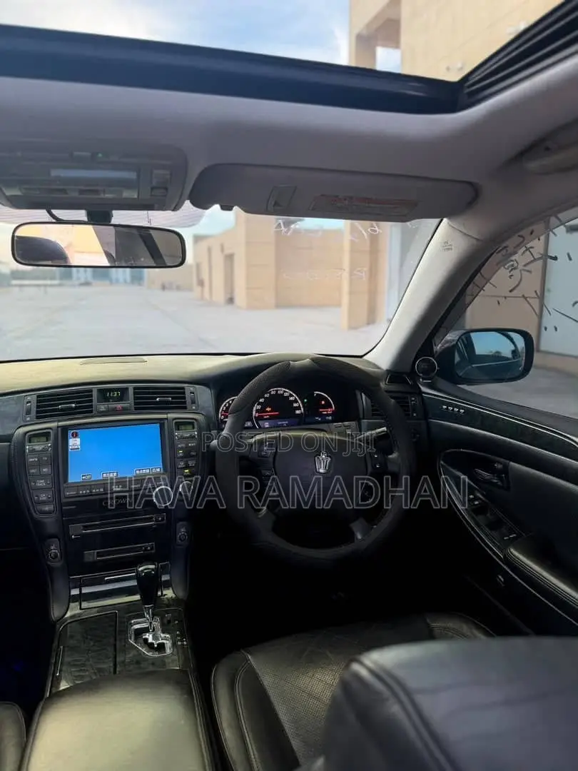 Toyota Crown 2007 Black