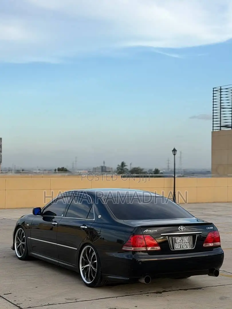 Toyota Crown 2007 Black