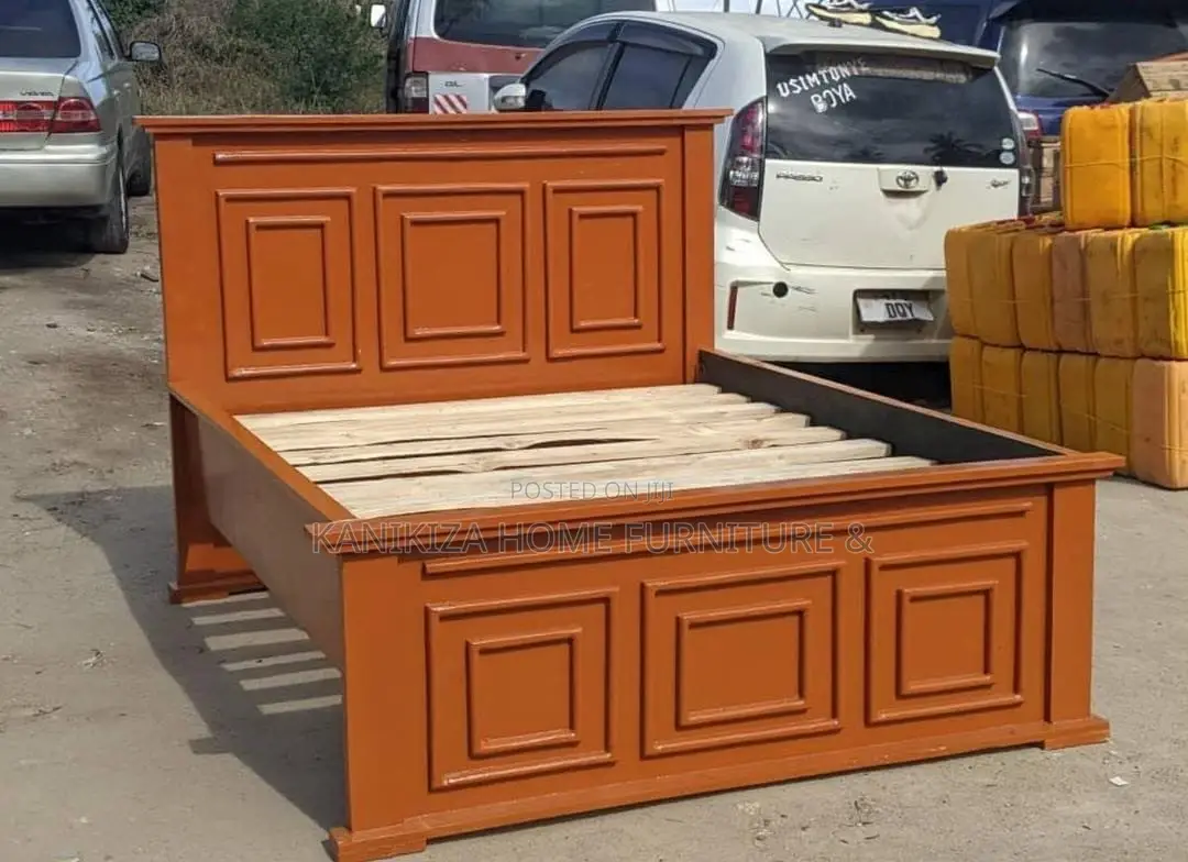 Kitanda Cha Mbao Ukubwa Wa 5/6 Rangi Zote Zipo