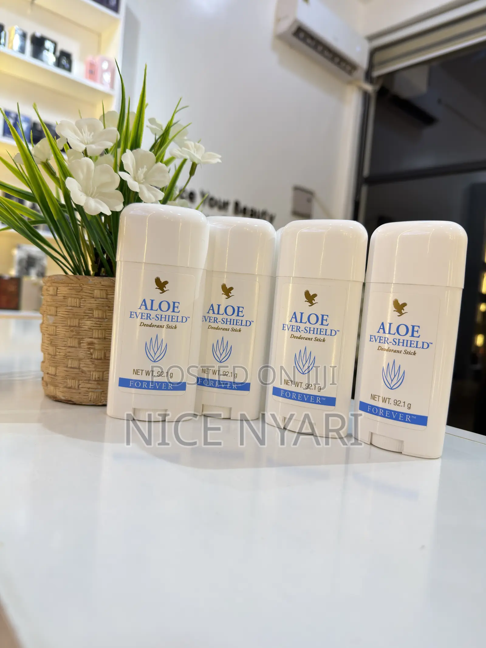 Aloe Deodorant Kwa Weusi Makwapani Na Mapajani Inakuacha Unanukia 
