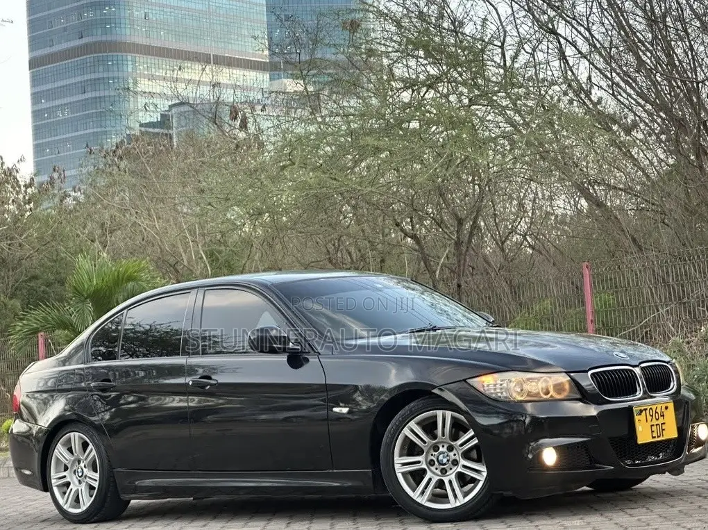 BMW 3 Series 2011 Black
