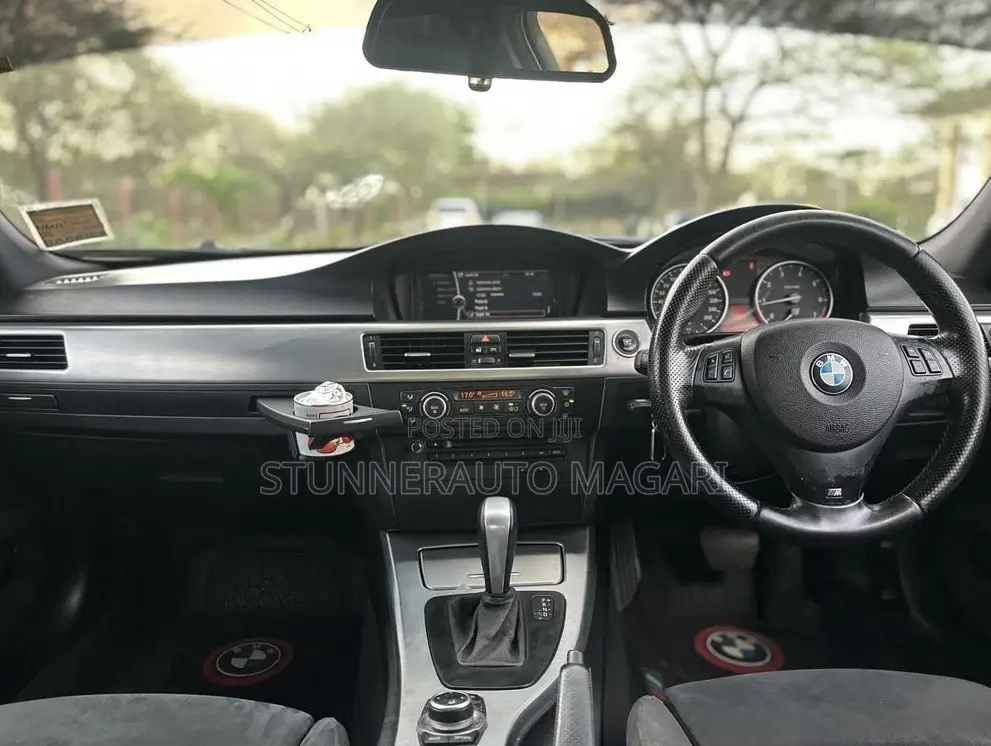 BMW 3 Series 2011 Black