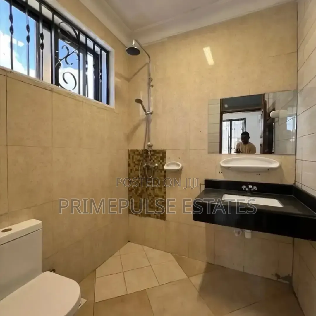 4bdrm House in Mikocheni for rent