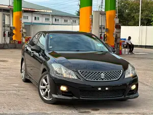 Toyota Crown 2009 Matt Black