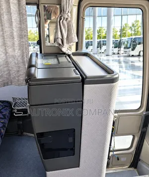 Mitsubishi Fuso Aero Bus 2003 Blue