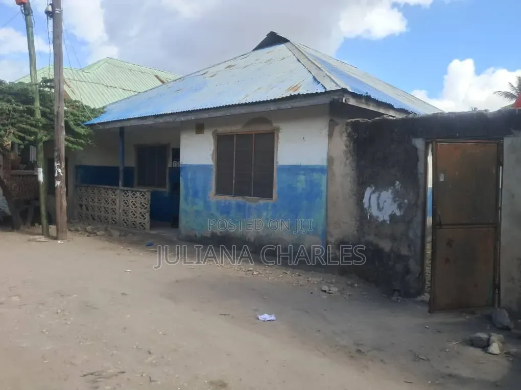 Furnished 3bdrm House in Mwembechai, Kinondoni for sale