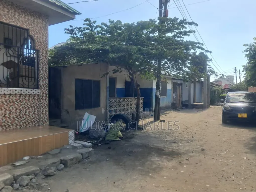 Furnished 3bdrm House in Mwembechai, Kinondoni for sale