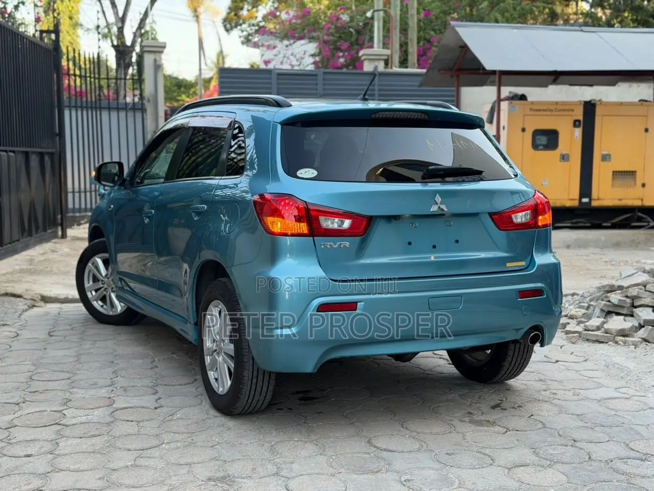 Mitsubishi RVR 2016 Blue