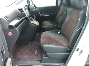Toyota Alphard 2.4 Petrol AWD 2013 White