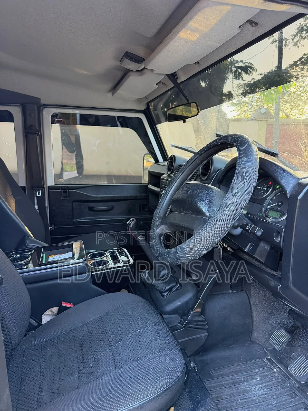 Land Rover Defender 2014 White