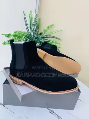 Men's Suede Chelsea Boots