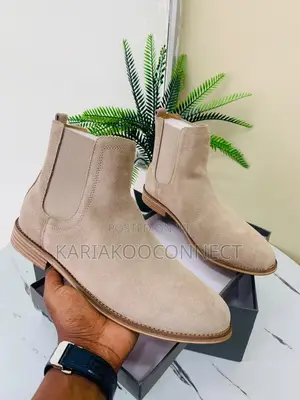 Men's Suede Chelsea Boots
