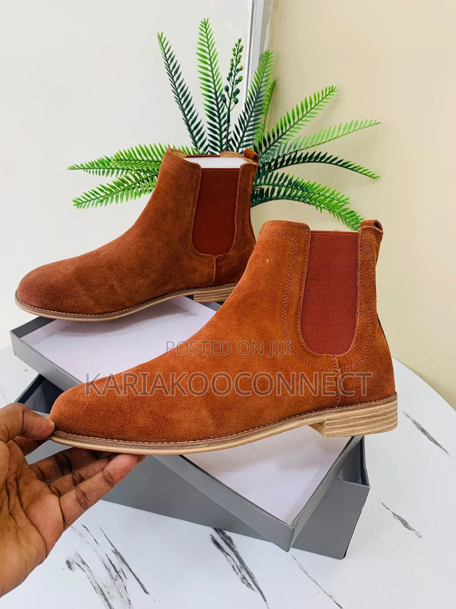 Men's Suede Chelsea Boots