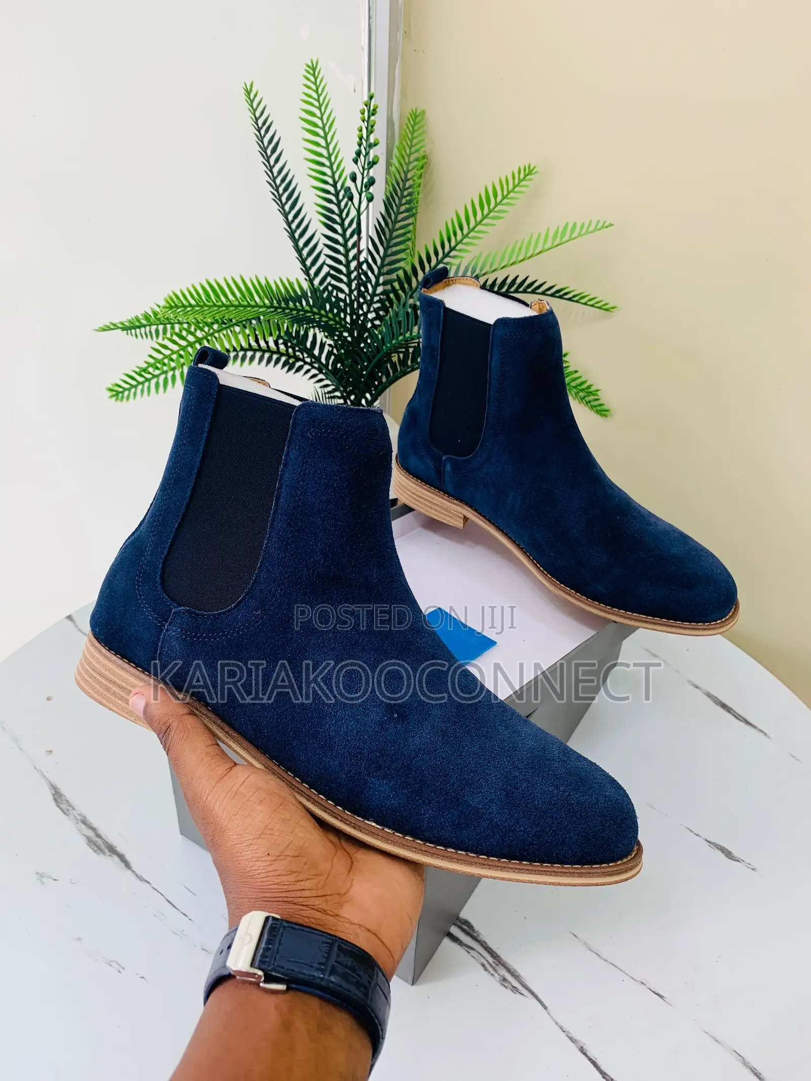 Men's Suede Chelsea Boots