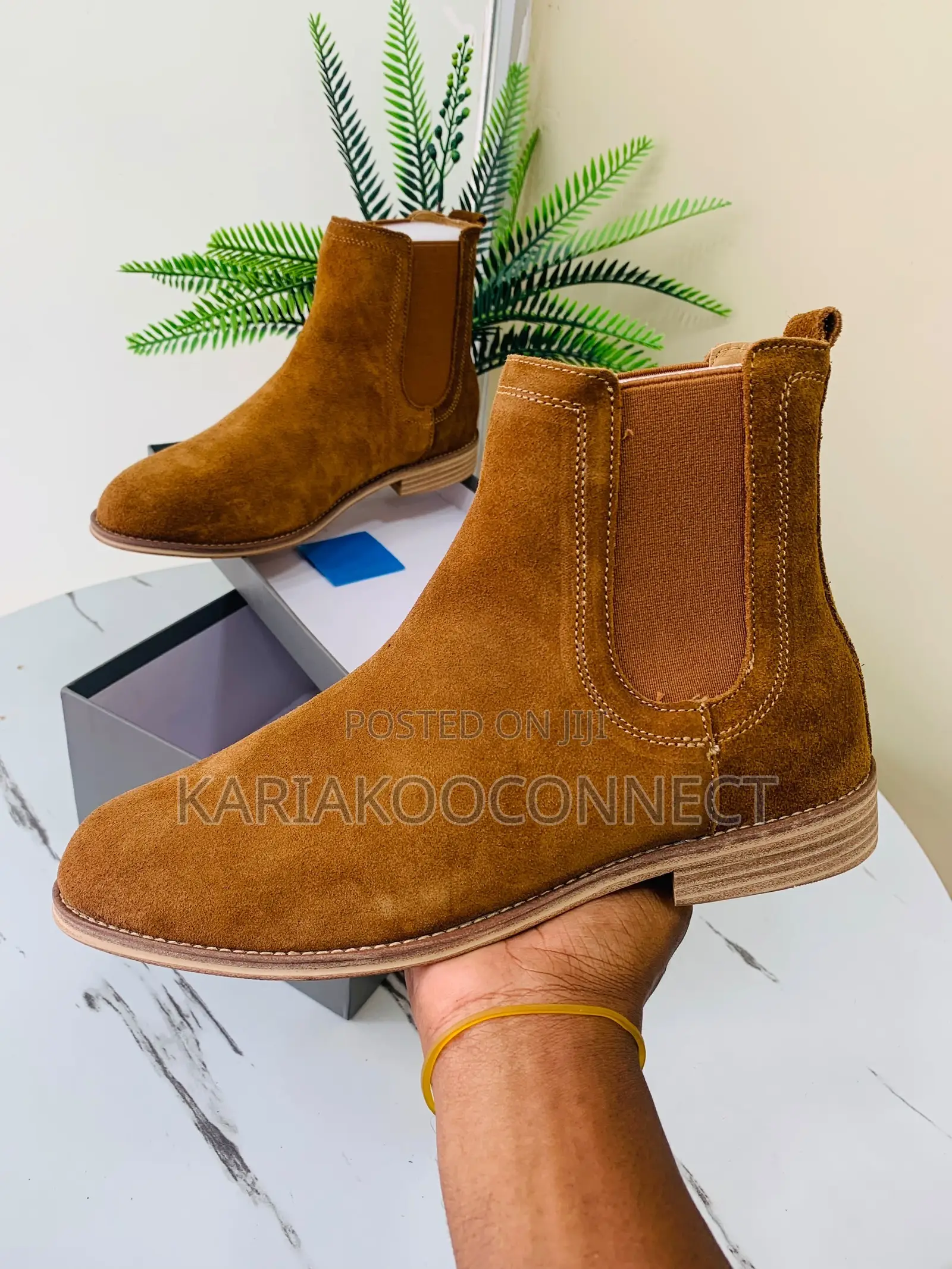 Men's Suede Chelsea Boots