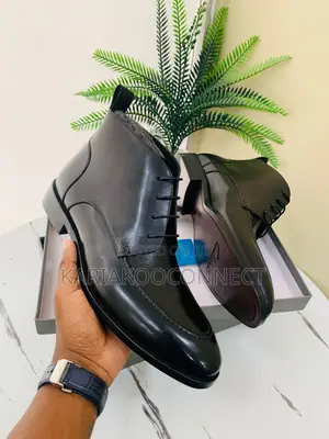 Men's Leather Lace-Up Ankle Boots