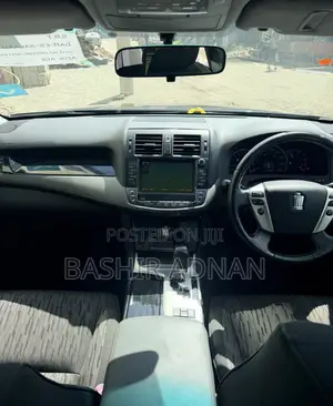 Toyota Crown 2011 Black