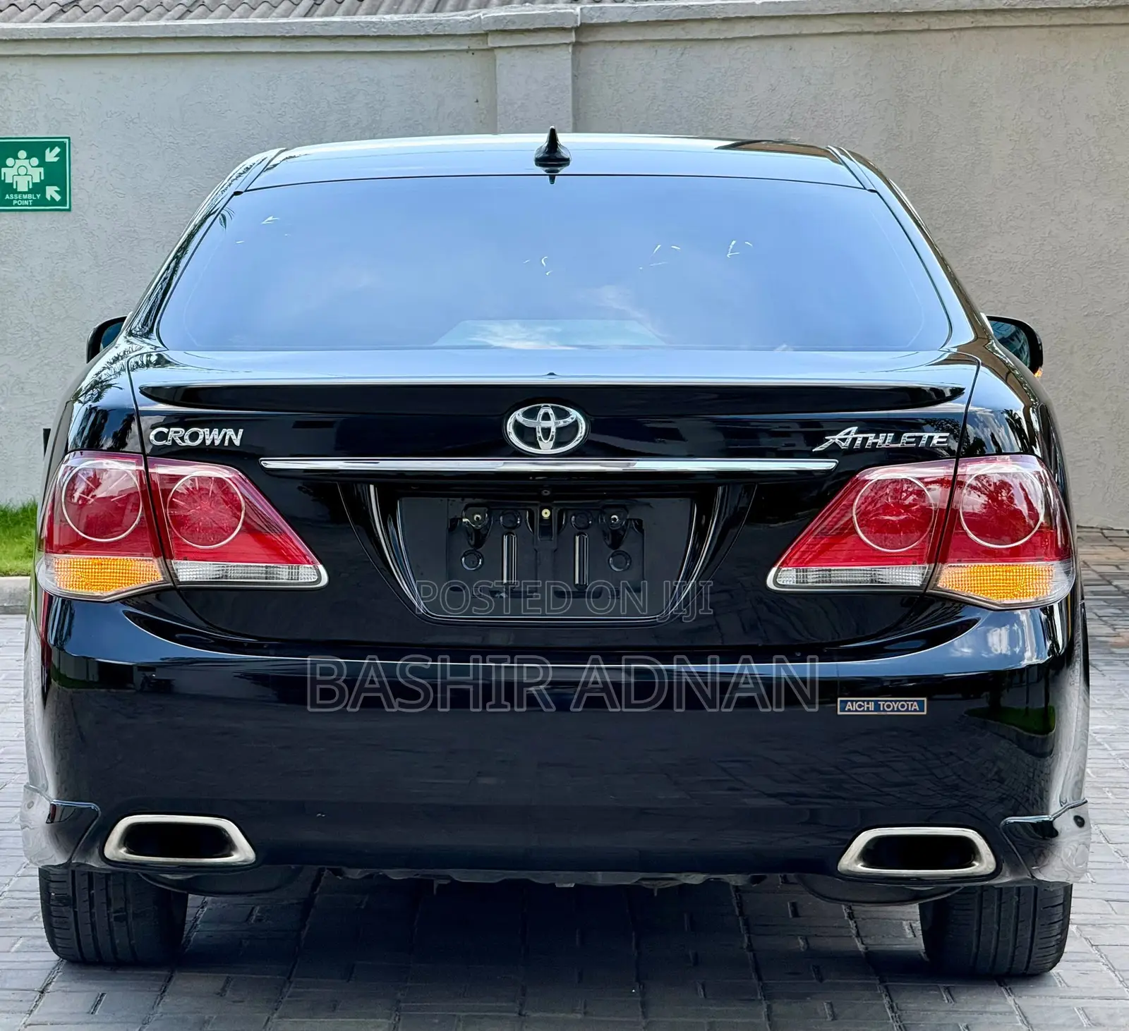 Toyota Crown 2010 Black