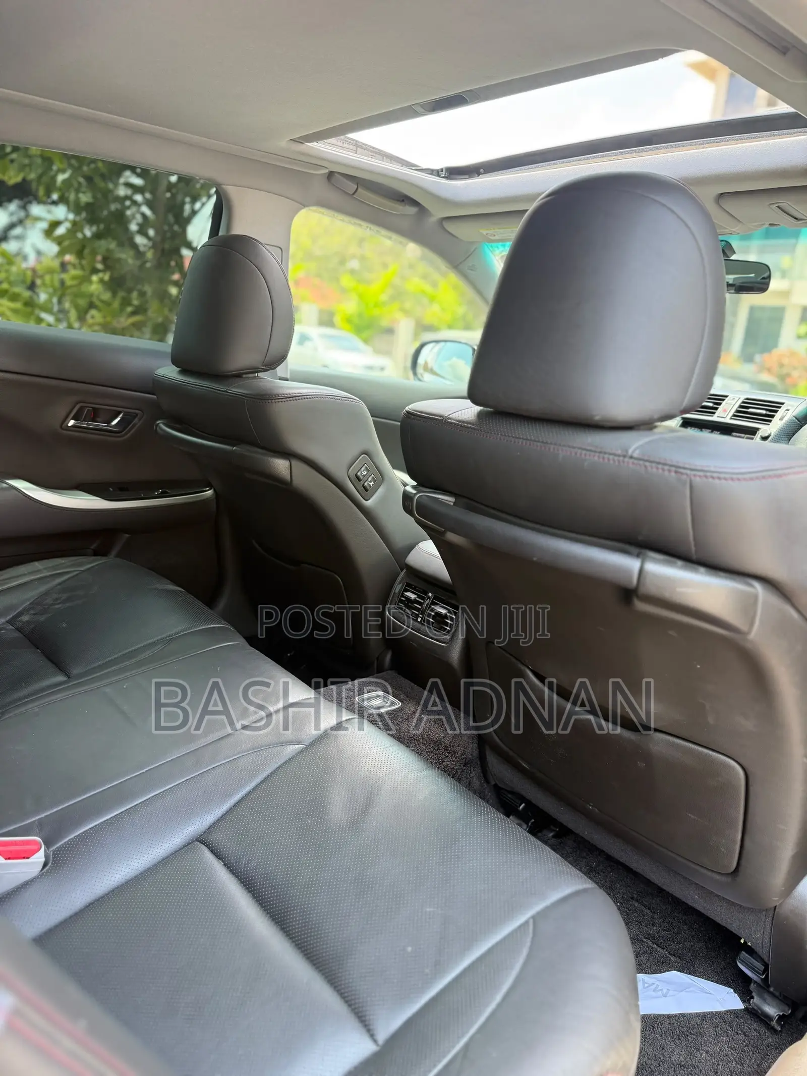 Toyota Crown 2010 Black